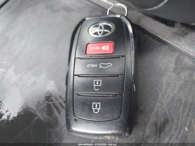 2025 TOYOTA CAMRY SE 11