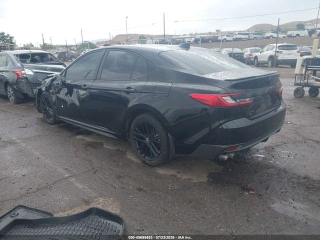 2025 TOYOTA CAMRY SE 3