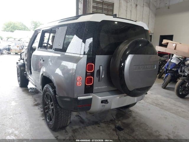 2024 LAND ROVER DEFENDER 110 P300 3