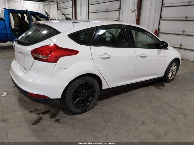 2017 FORD FOCUS SE 4