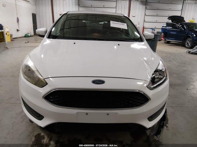 2017 FORD FOCUS SE 6