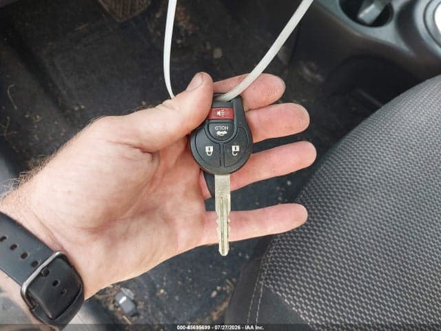 2018 NISSAN VERSA 1.6 SV 11