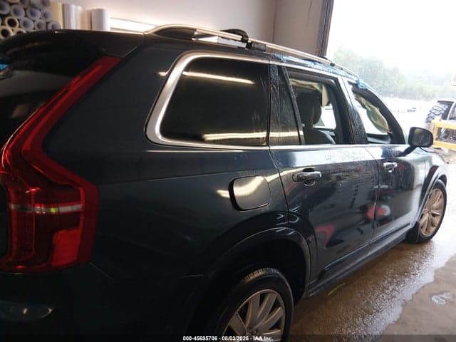 2018 VOLVO XC90 T6 MOMENTUM 13