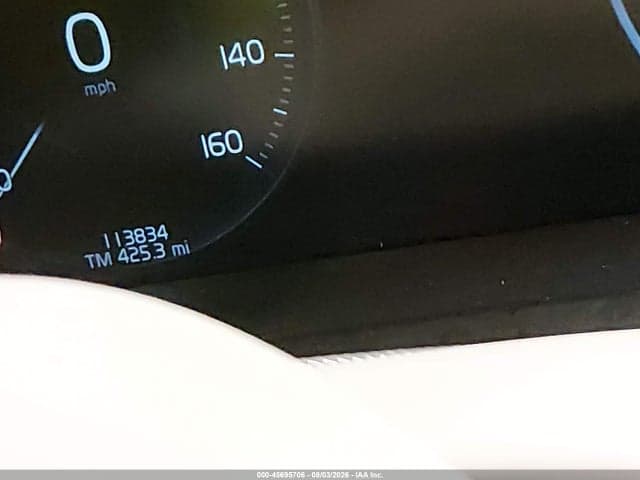 2018 VOLVO XC90 T6 MOMENTUM 15