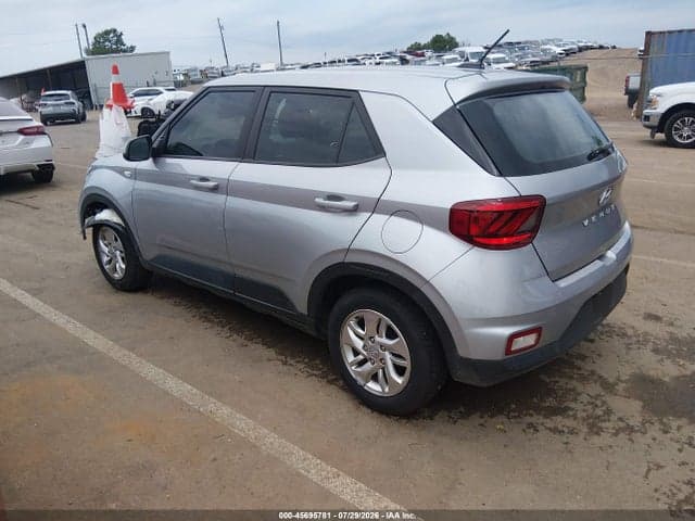 2023 HYUNDAI VENUE SE 3