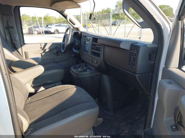 2018 GMC SAVANA 2500 WORK VAN 5