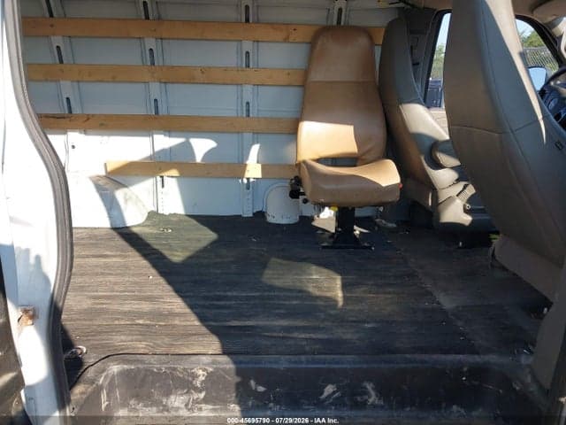 2018 GMC SAVANA 2500 WORK VAN 8