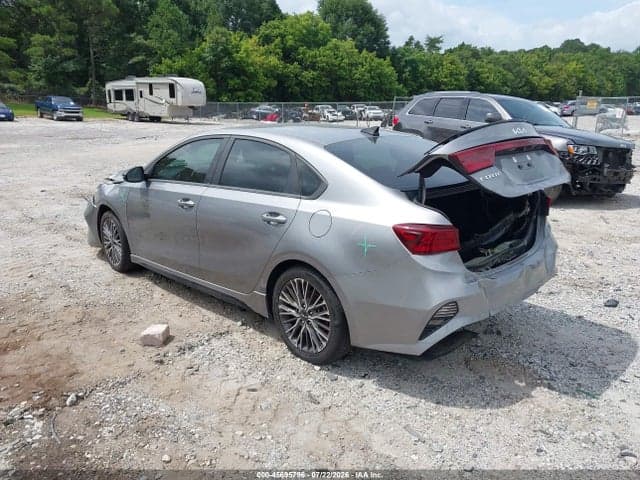 2024 KIA FORTE GT-LINE 3