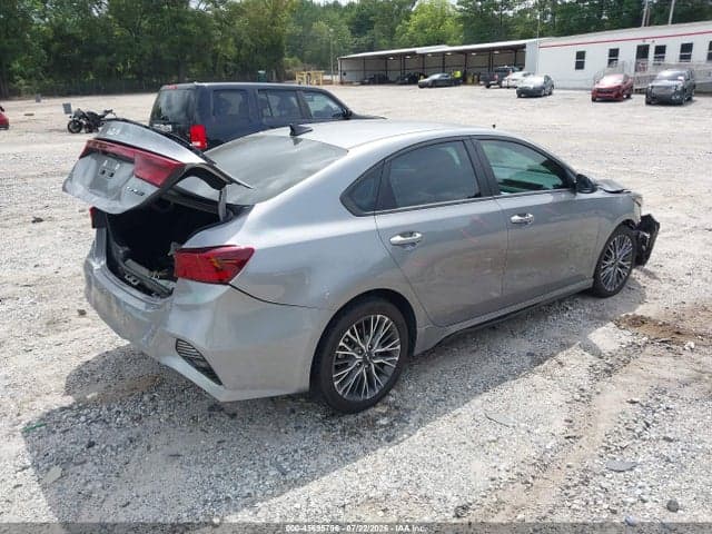 2024 KIA FORTE GT-LINE 4