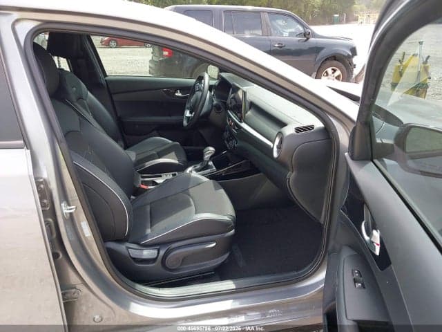 2024 KIA FORTE GT-LINE 5