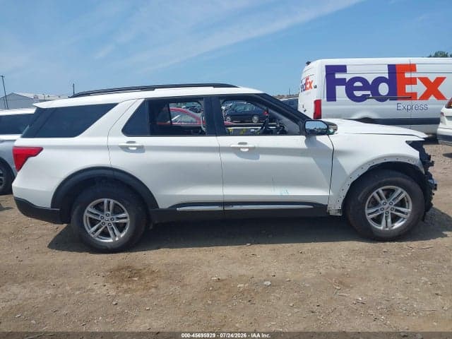 2022 FORD EXPLORER XLT 14