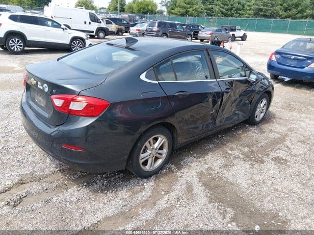2017 CHEVROLET CRUZE LT AUTO 4