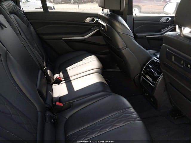 2021 BMW X7 XDRIVE40I 8