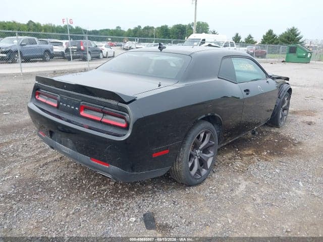 2019 DODGE CHALLENGER SXT 4