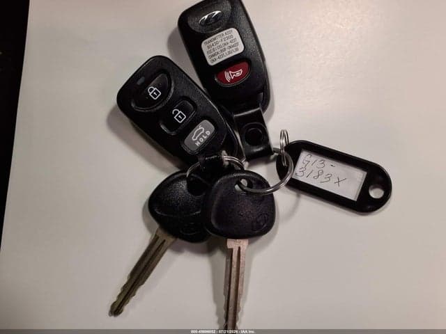 2020 HYUNDAI ELANTRA SE 11