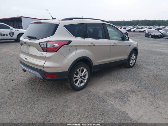 2018 FORD ESCAPE SE 4