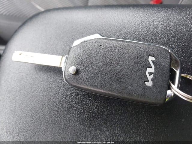 2022 KIA SELTOS LX 11