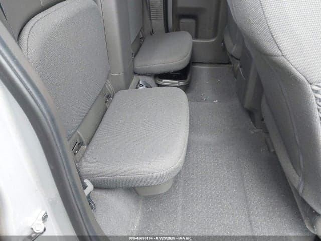 2019 NISSAN FRONTIER SV 8