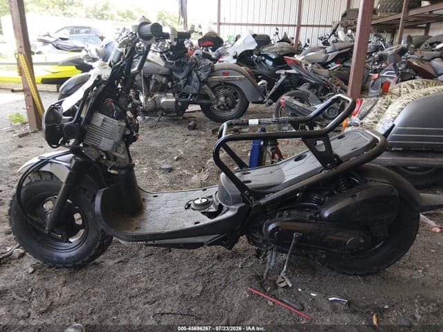 2017 HONDA NPS50 12