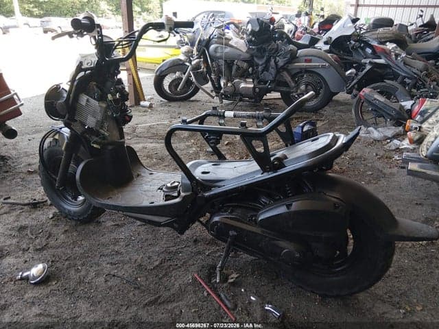 2017 HONDA NPS50 3
