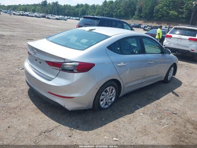 2018 HYUNDAI ELANTRA SEL 4
