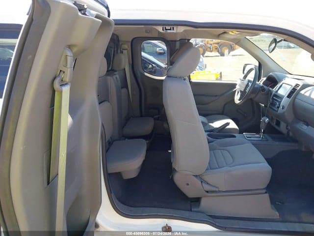 2019 NISSAN FRONTIER S 8