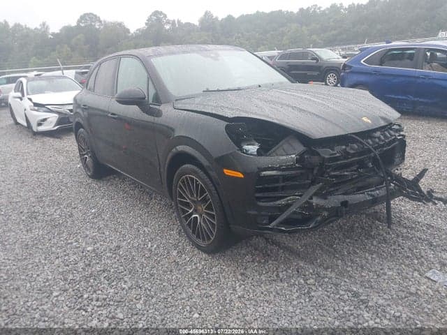 2020 PORSCHE CAYENNE S 1