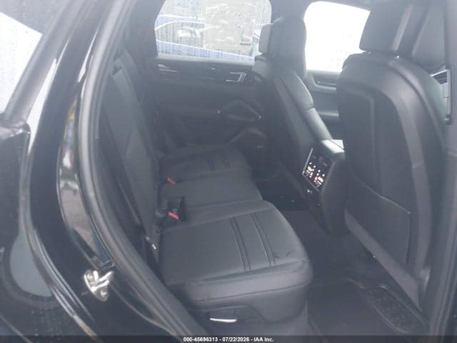 2020 PORSCHE CAYENNE S 8