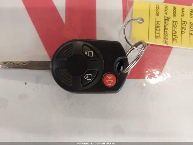 2017 FORD ESCAPE SE 11