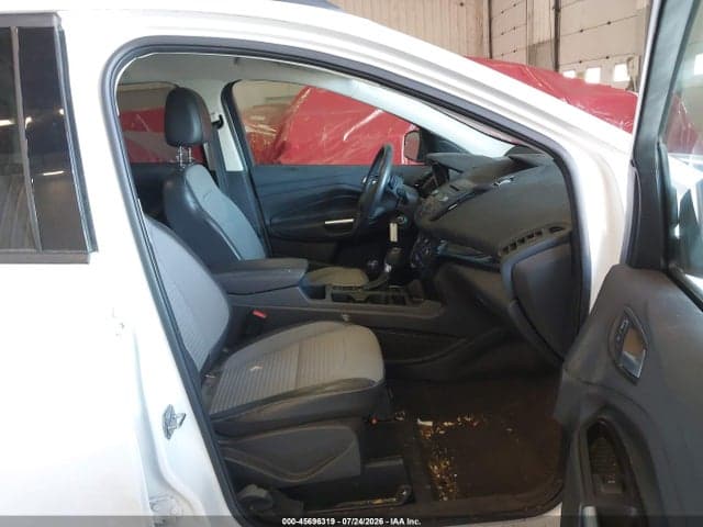 2017 FORD ESCAPE SE 5