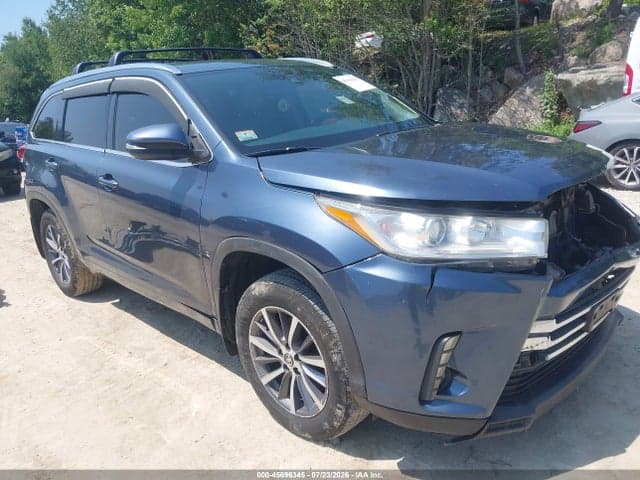 2017 TOYOTA HIGHLANDER XLE