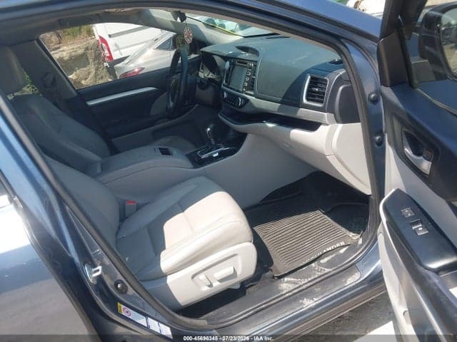 2017 TOYOTA HIGHLANDER XLE 5