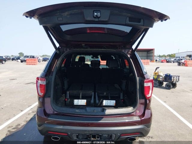 2019 FORD EXPLORER XLT 18