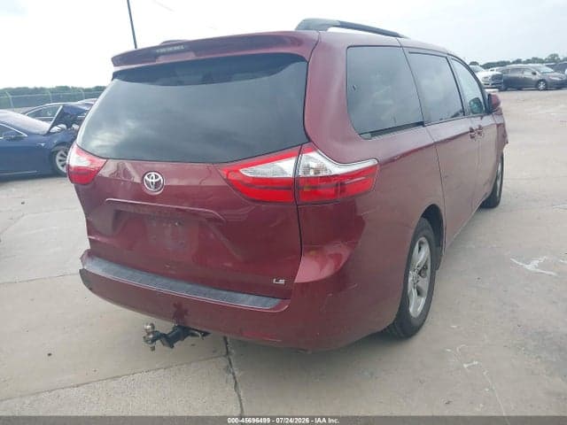 2017 TOYOTA SIENNA LE 8 PASSENGER 4