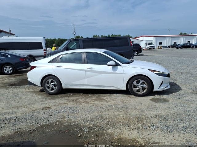 2021 HYUNDAI ELANTRA SE 13