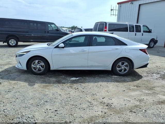 2021 HYUNDAI ELANTRA SE 14