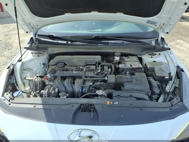 2021 HYUNDAI ELANTRA SE 10