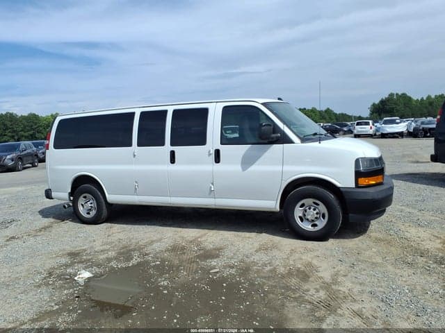 2019 CHEVROLET EXPRESS 3500 LS 13