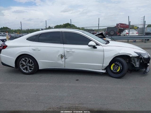 2022 HYUNDAI SONATA SEL 13
