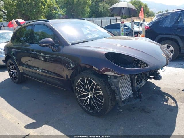 2024 PORSCHE MACAN S 1
