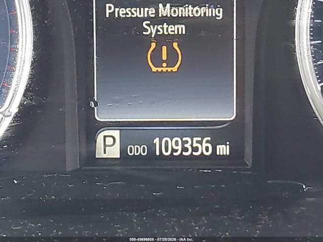 2017 TOYOTA CAMRY LE 15