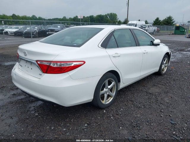 2017 TOYOTA CAMRY LE 4