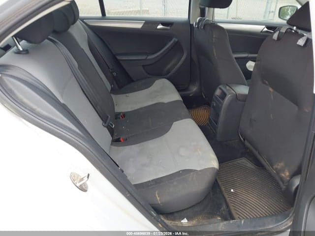 2017 VOLKSWAGEN JETTA 1.4T S 8