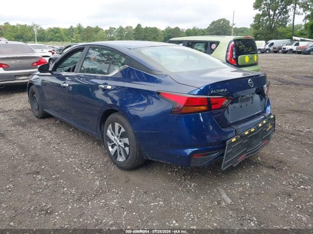 2022 NISSAN ALTIMA S 3