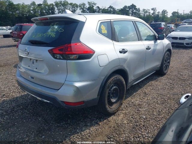 2017 NISSAN ROGUE S 4