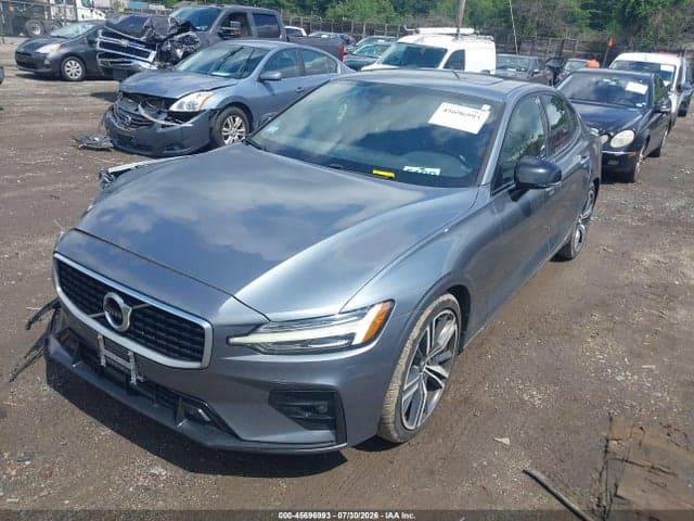 2020 VOLVO S60 T6 R-DESIGN 2