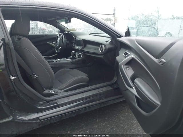 2017 CHEVROLET CAMARO 1LT 5