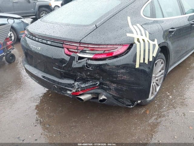 2019 PORSCHE PANAMERA 4S 6