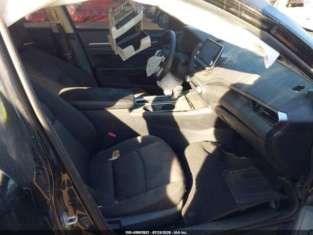 2022 NISSAN ALTIMA SV FWD 5