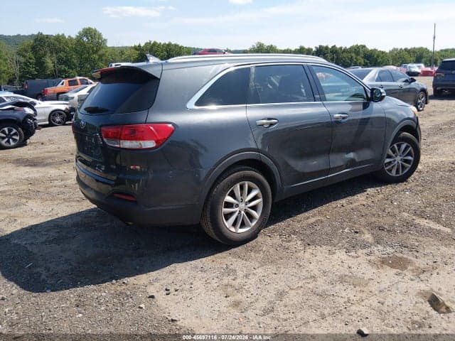 2017 KIA SORENTO 2.4L LX 4